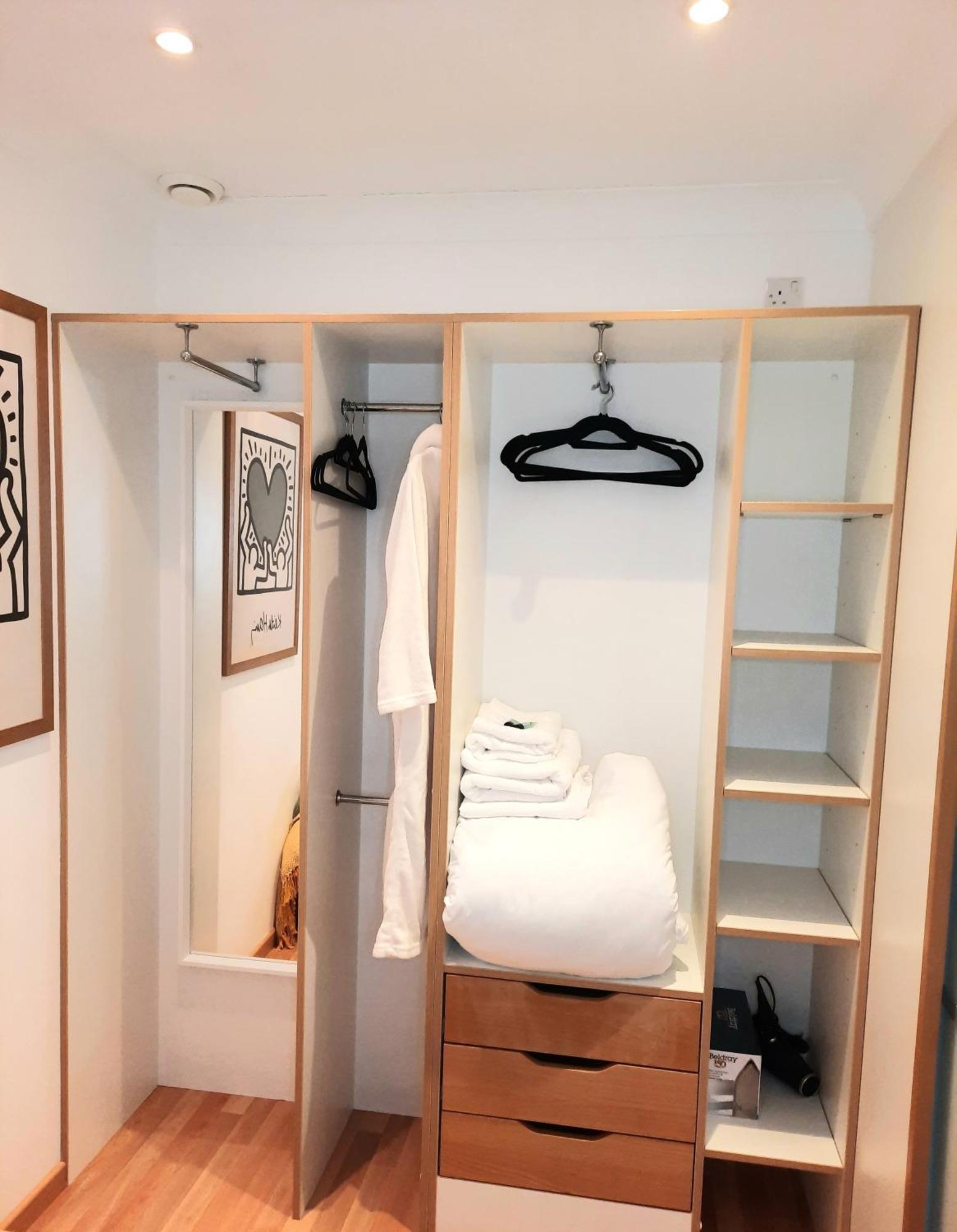 1-Bed Apartment,Leeds, Citi Space Лийдс Екстериор снимка